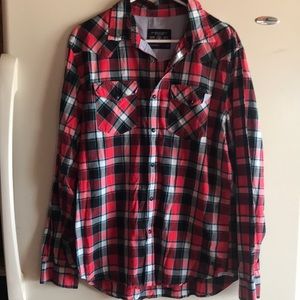 Men’s Large snap down long sleeve shirt from AEO